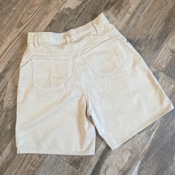 PARTNERS Mervyns High waist shorts - Picture 3 of 12